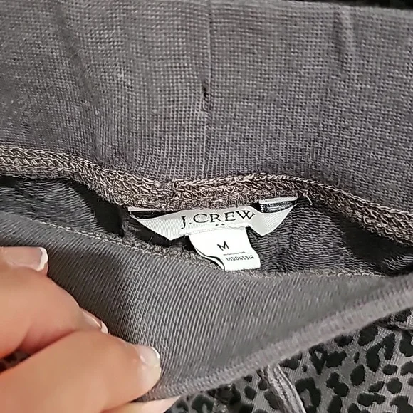 J. Crew Size Medium Leopard Print Sweatshirt and Sweatpants Bundle - like new - Picture 11 of 11